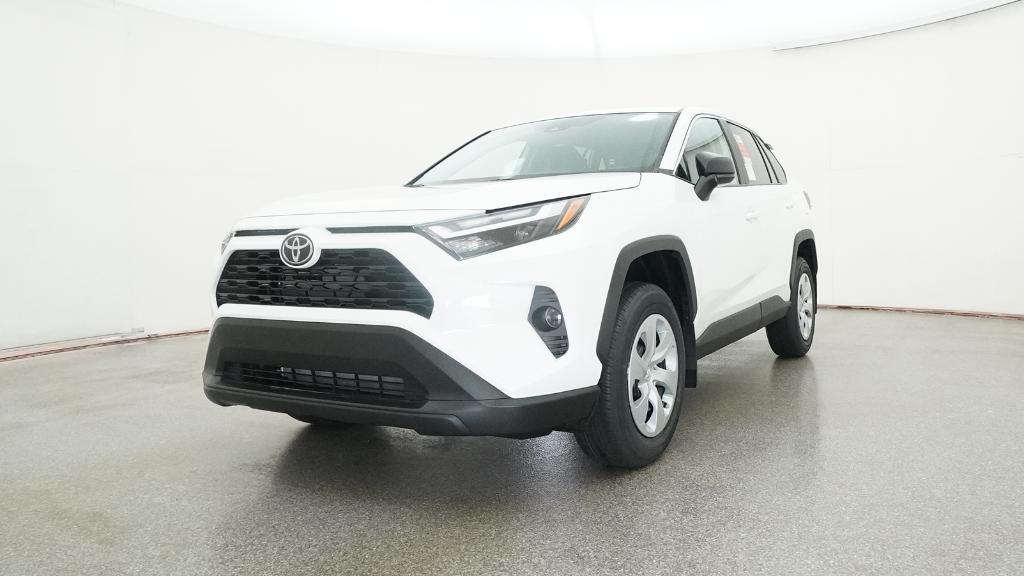 2025 Toyota RAV4 LE photo 4
