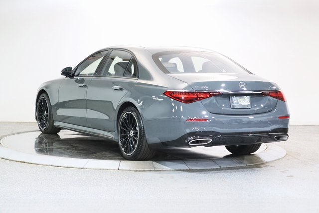 2023 Mercedes Benz S 580 4MATIC photo 2