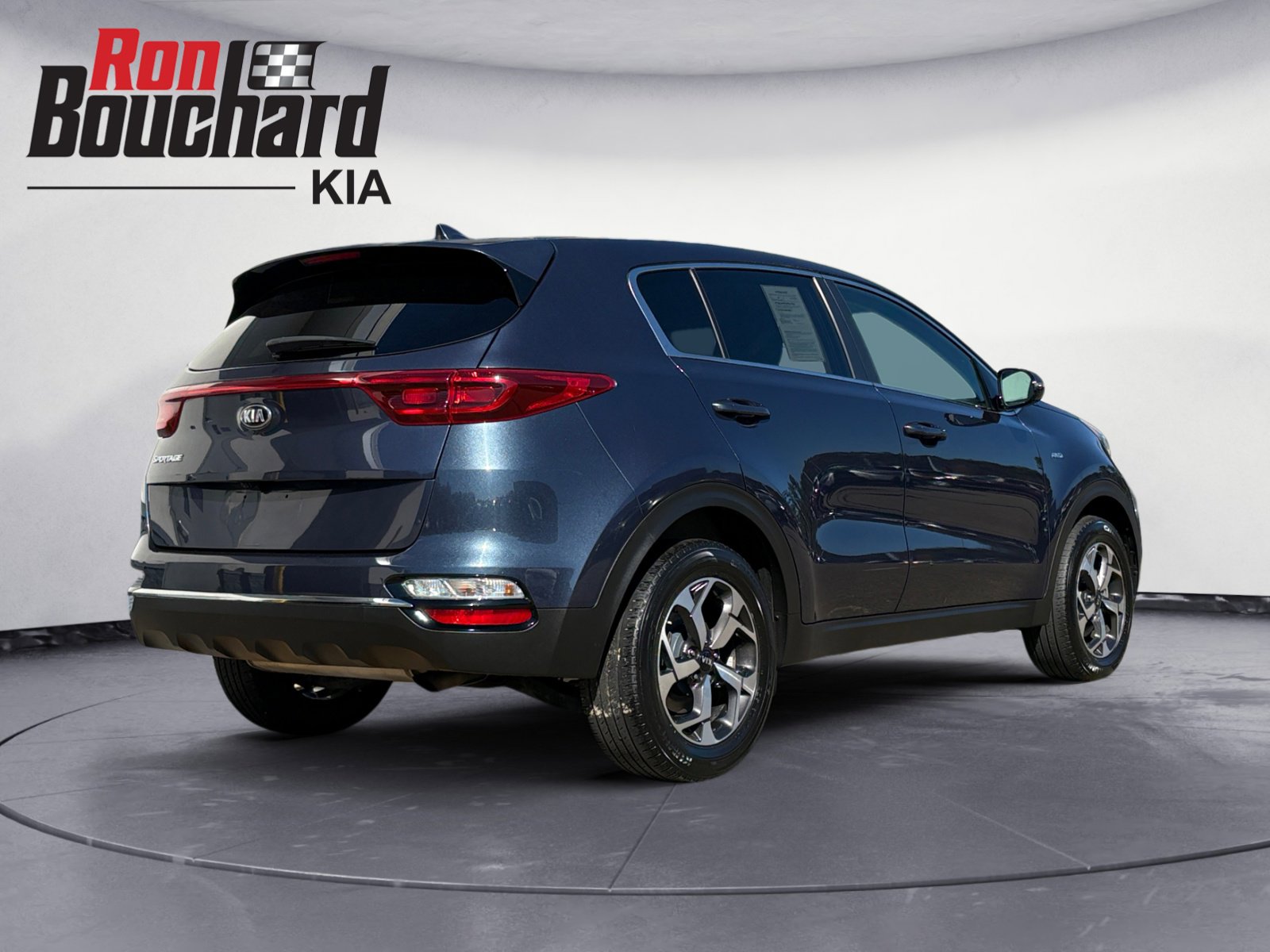 2021 Kia Sportage LX photo 2