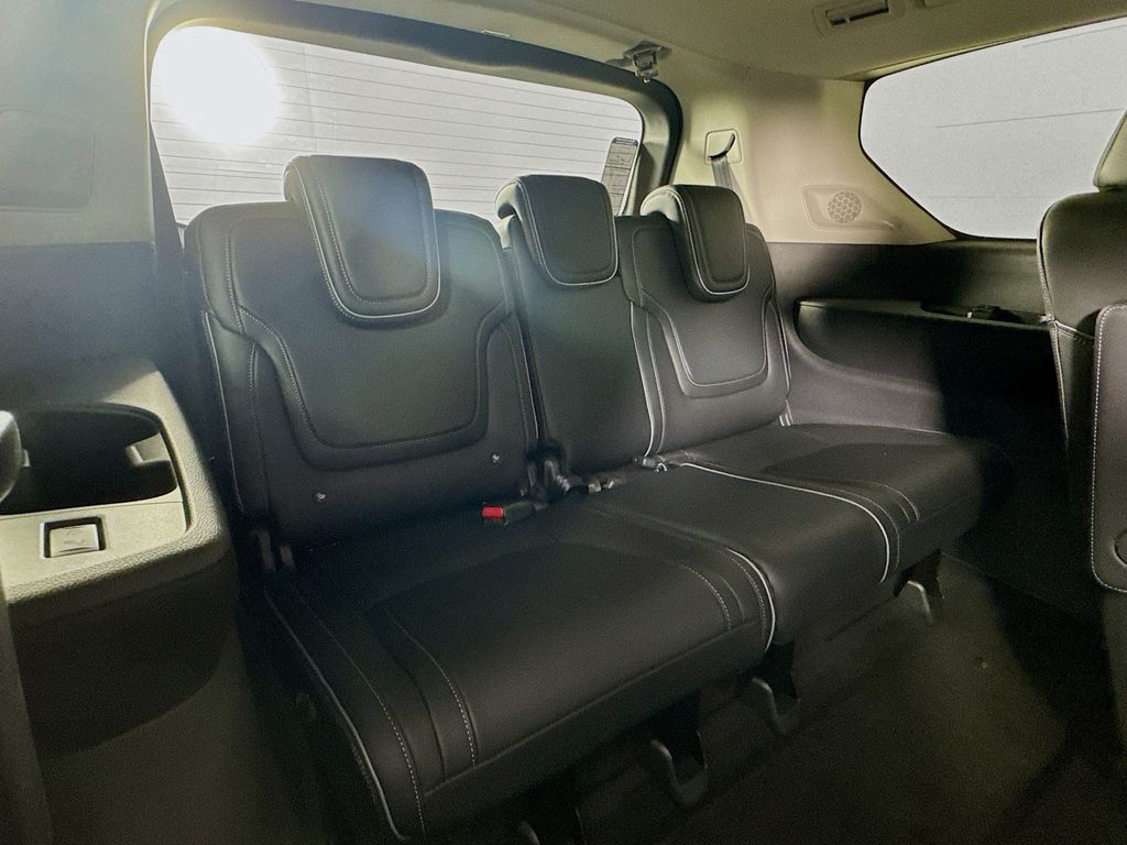 2025 Infiniti QX80 Luxe photo 31