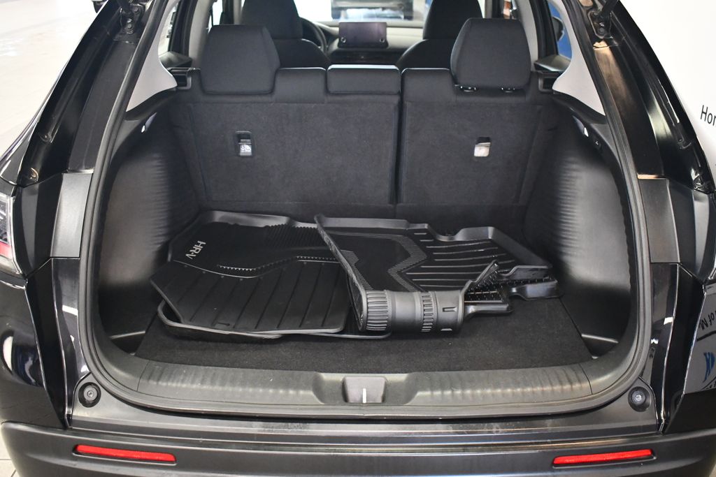 2023 Honda HR-V LX photo 4