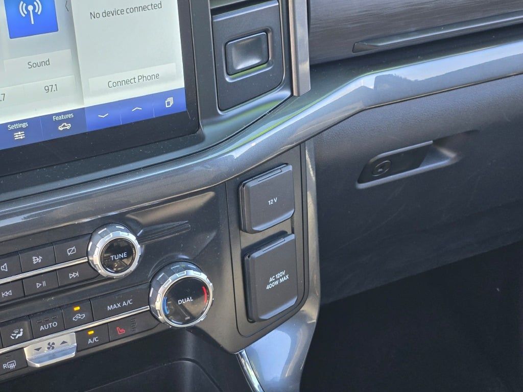 2022 Ford F-150 XLT photo 28