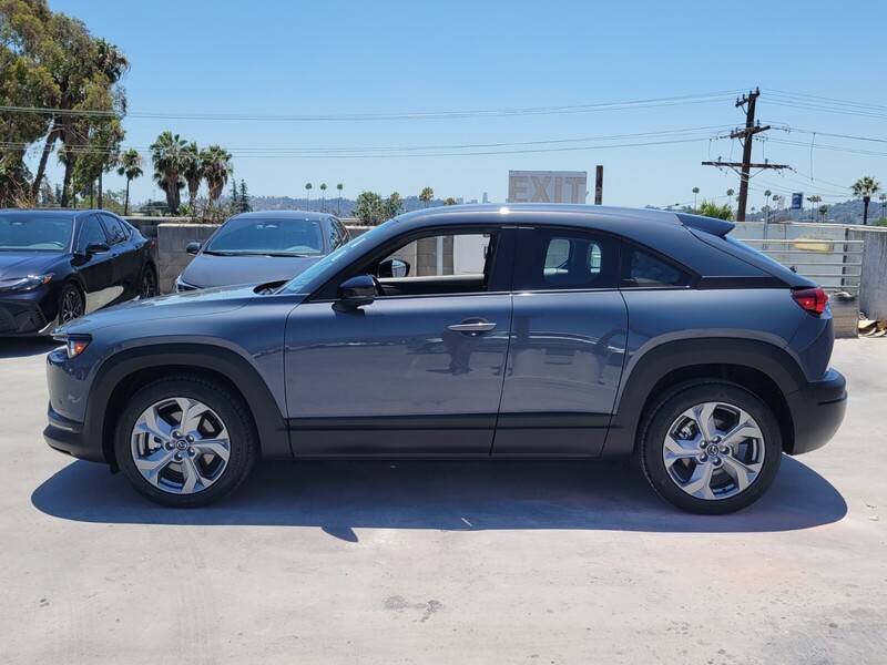 Used 2022 Mazda MX-30 Base with VIN JM1DRACB9N0101054 for sale in Glendale, CA