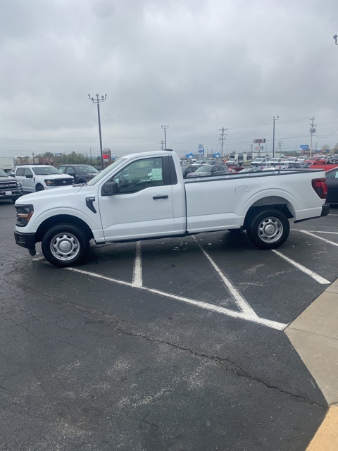 2025 Ford F-150 XL photo 2