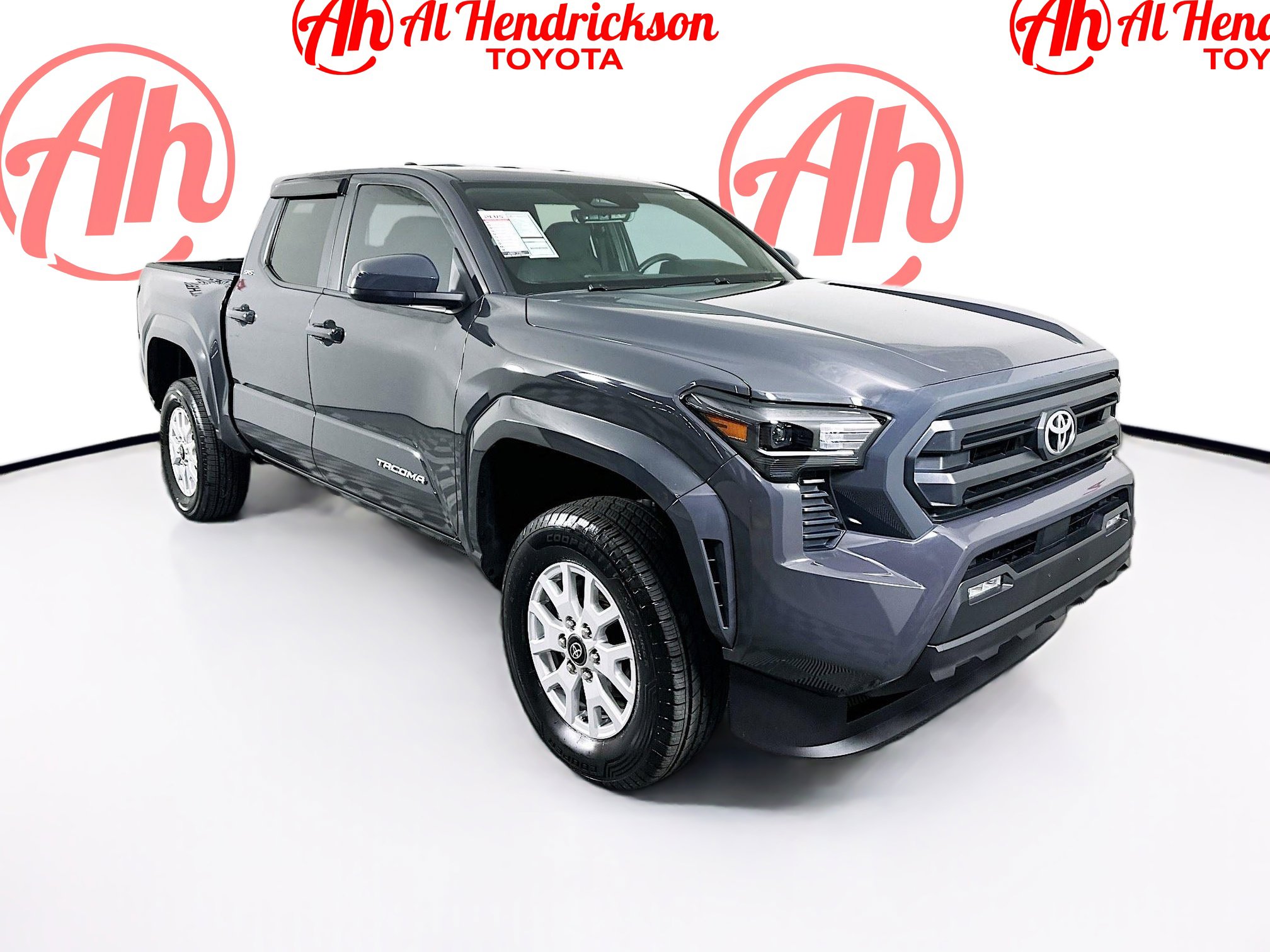 2024 Toyota Tacoma SR5's photo