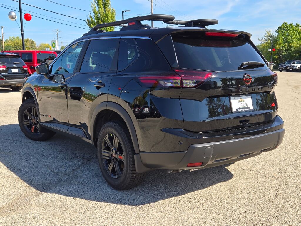 2026 Nissan Rogue SV photo 9