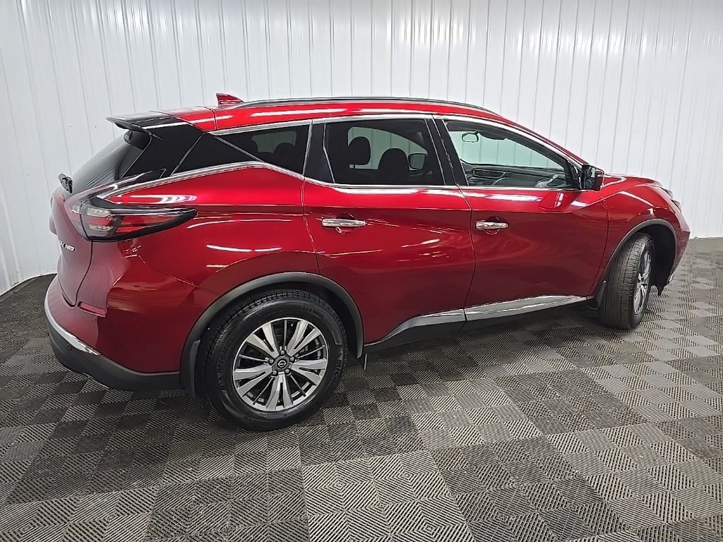 2023 Nissan Murano SV photo 3