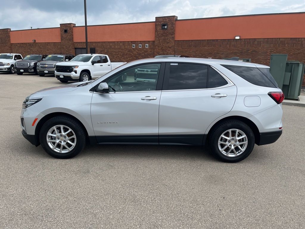 2022 Chevrolet Equinox LT photo 6