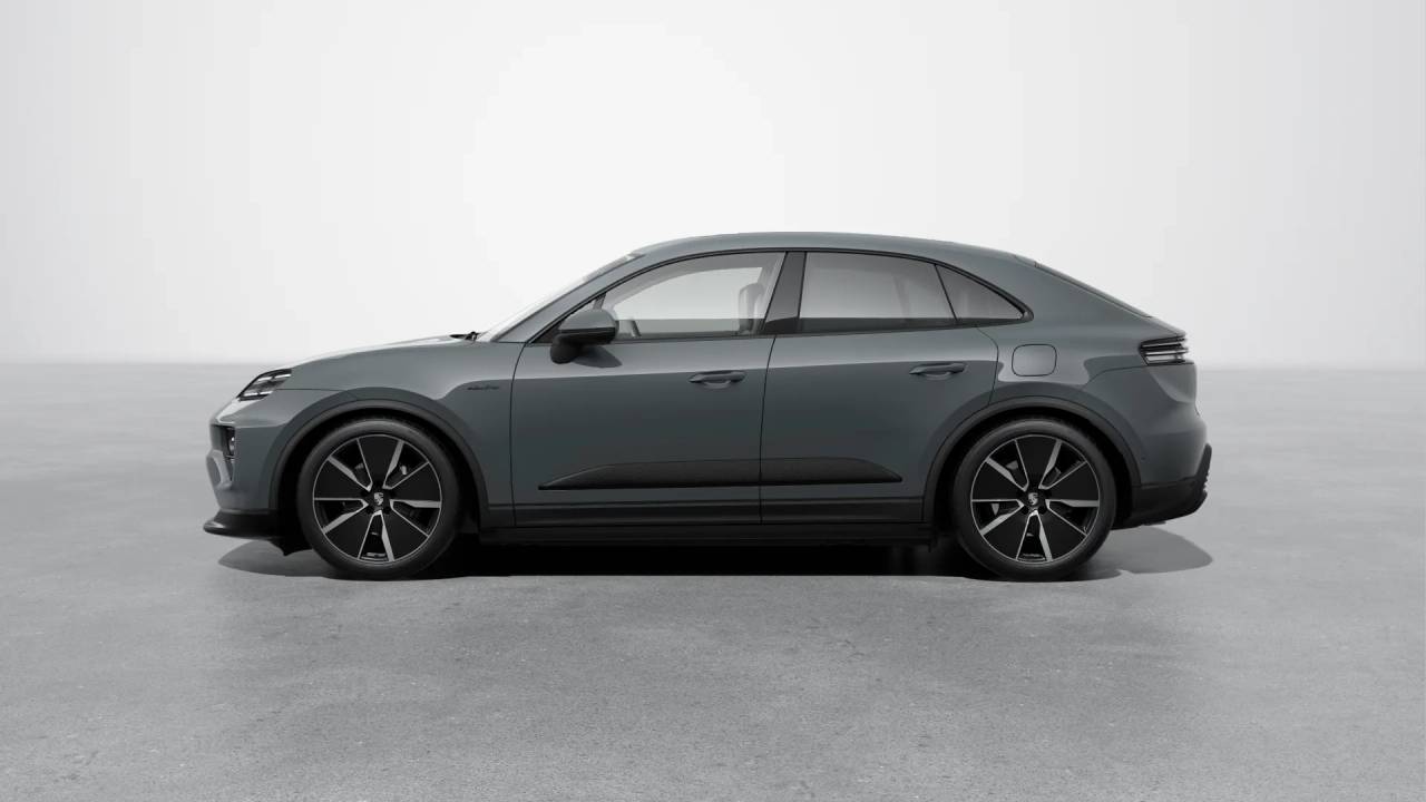 2025 Porsche Macan 4 Electric photo 2
