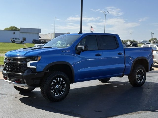 2026 Chevrolet Silverado 1500 ZR2 photo 3