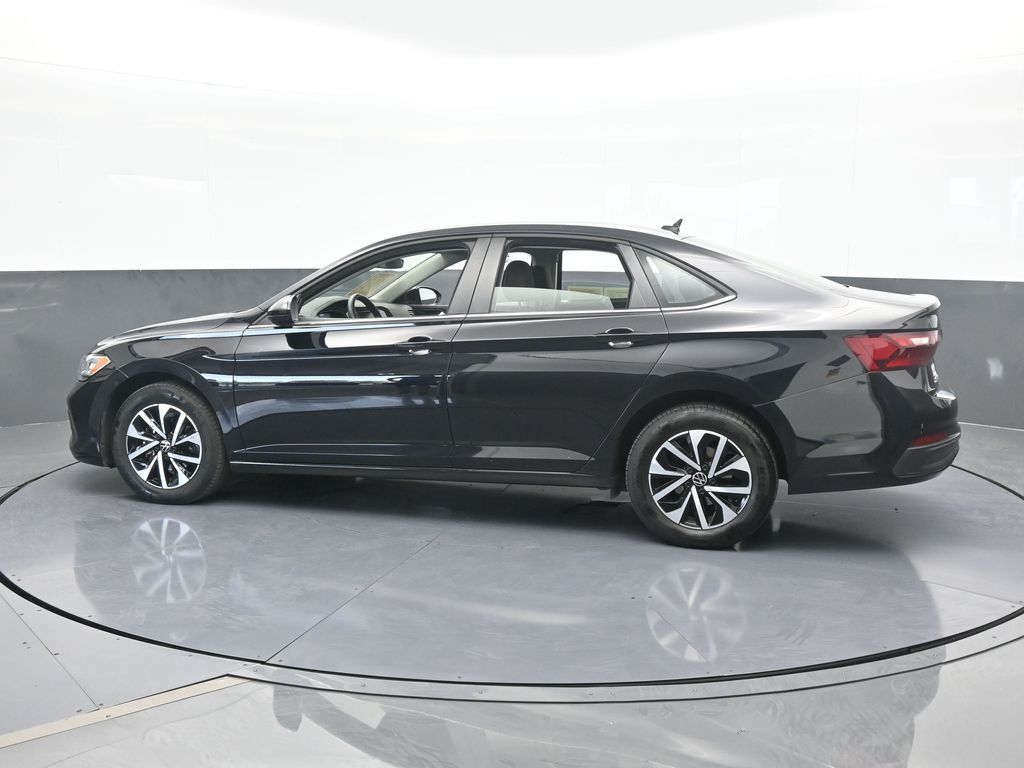 3VW5M7BU4RM035232