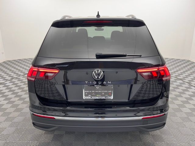 2024 Volkswagen Tiguan S photo 7