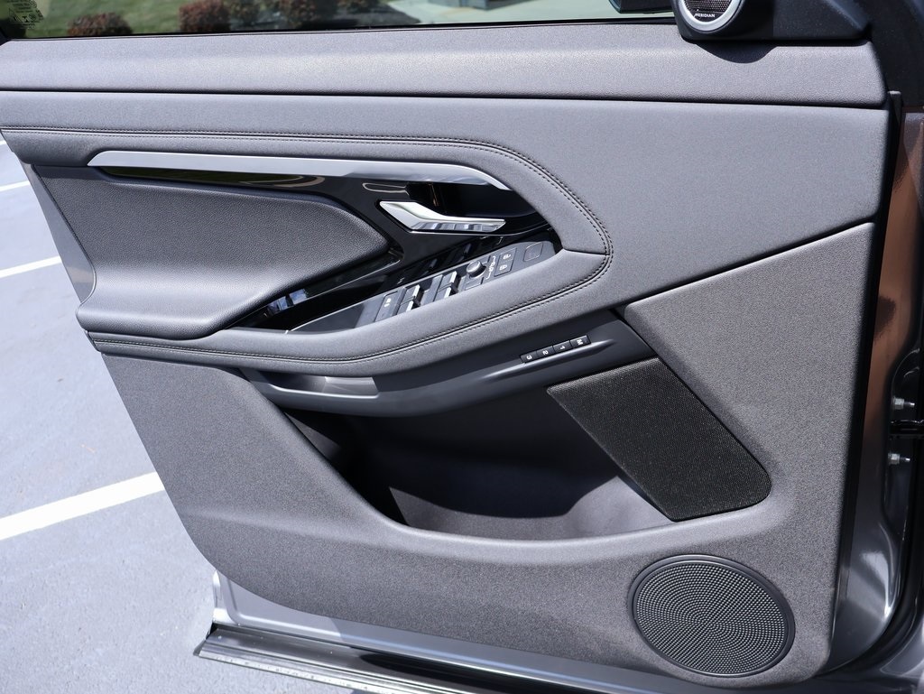 2022 Land Rover Range Rover Evoque S photo 34