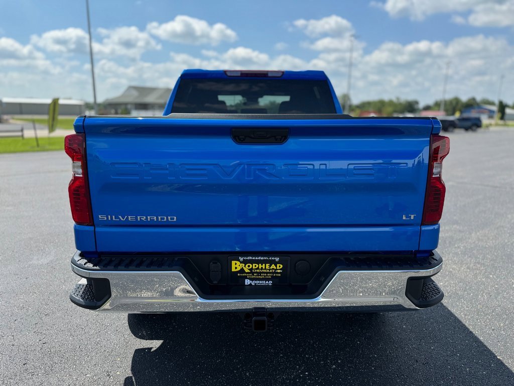 2026 Chevrolet Silverado 1500 LT photo 4