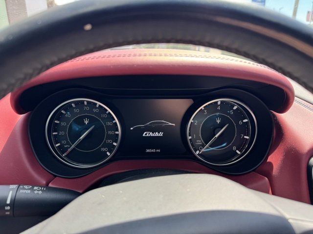 2023 Maserati Ghibli Modena Q4 photo 11