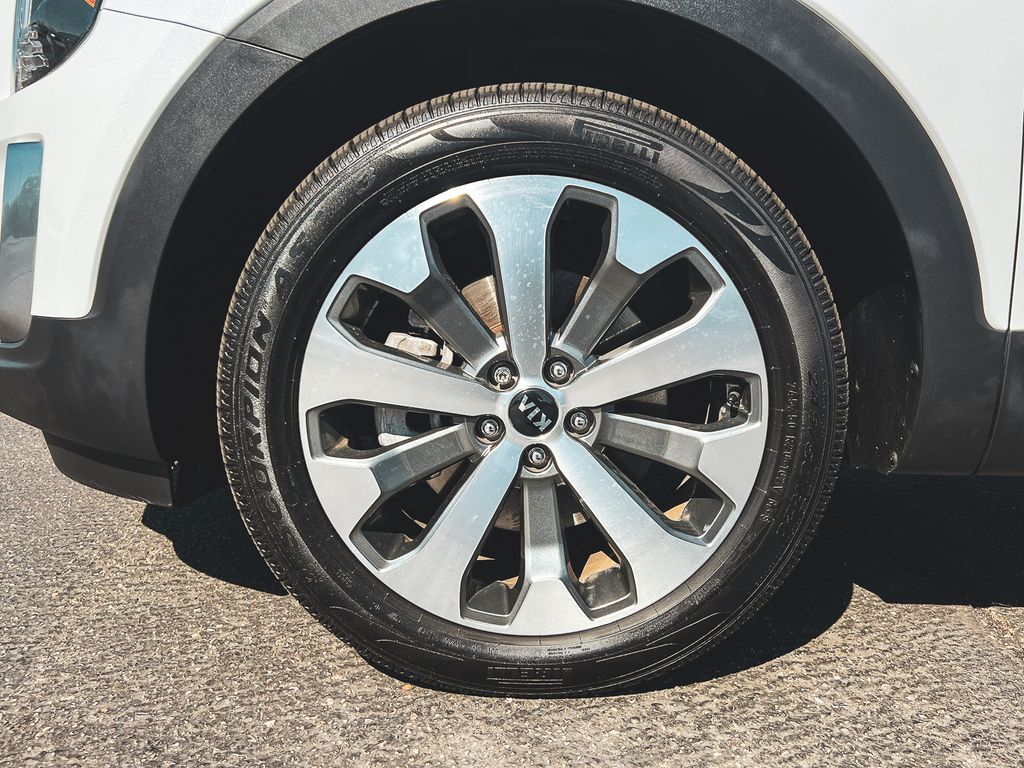 2020 Kia Telluride S photo 3