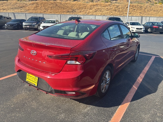 2020 Hyundai Elantra SEL photo 4