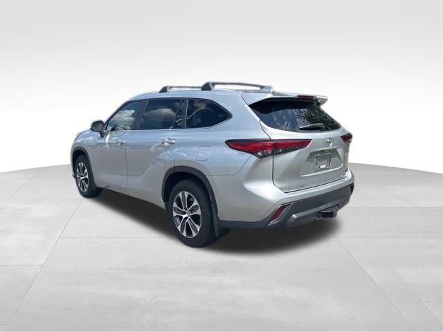2023 Toyota Highlander Limited Platinum XLE XSE photo 3