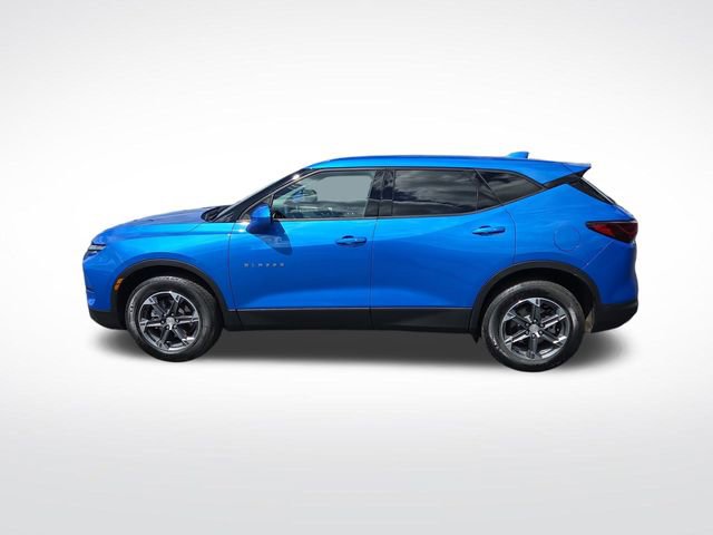 2025 Chevrolet Blazer 2LT photo 2