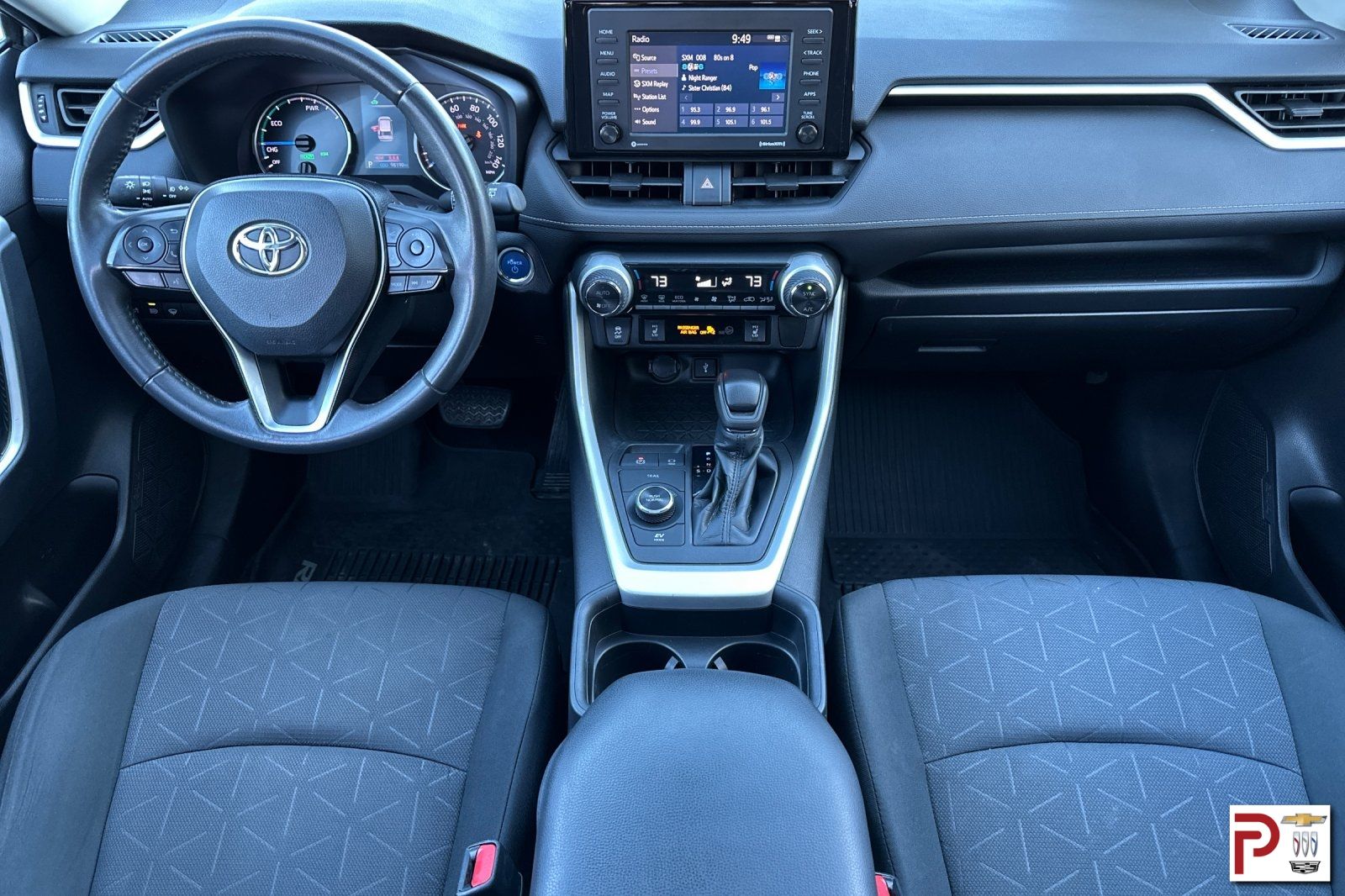 2020 Toyota RAV4 Hybrid XLE photo 14