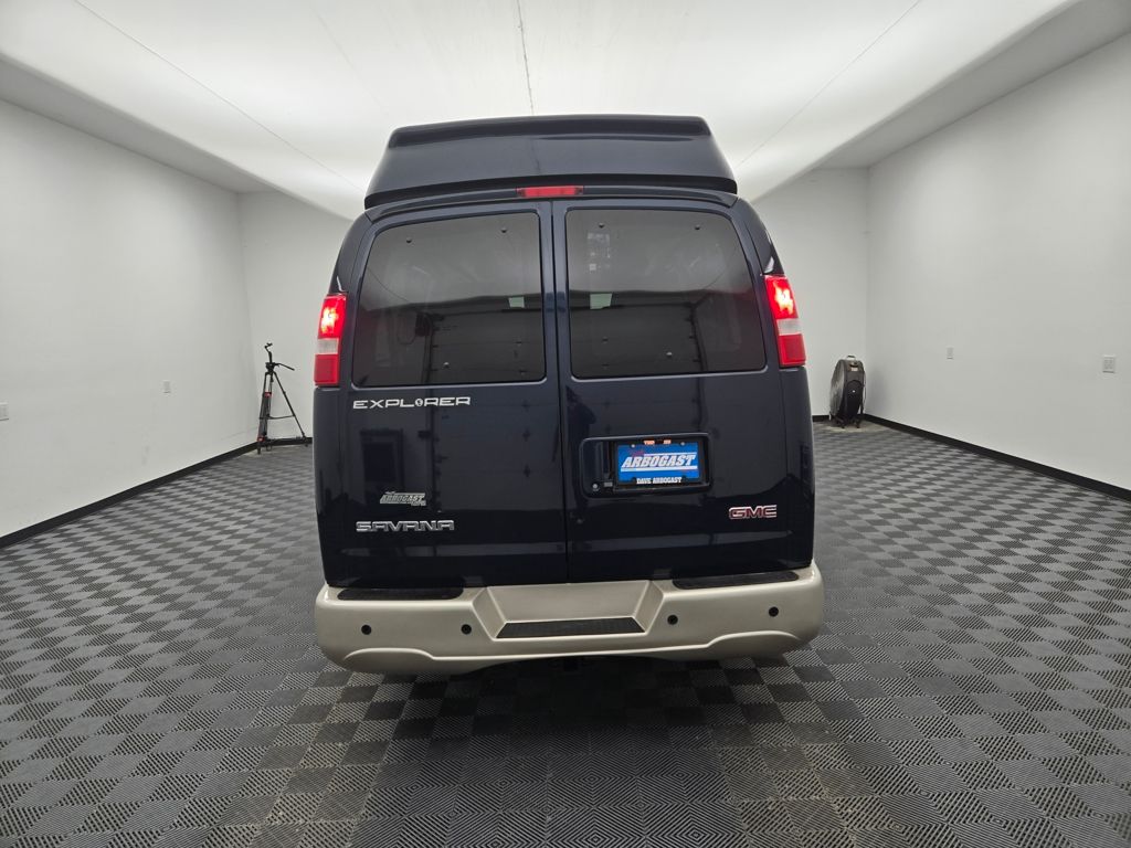 2023 Gmc Savana 2500 Cargo photo 4