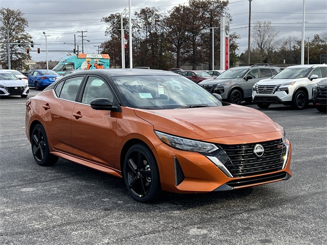 2025 Nissan Sentra SR photo 2