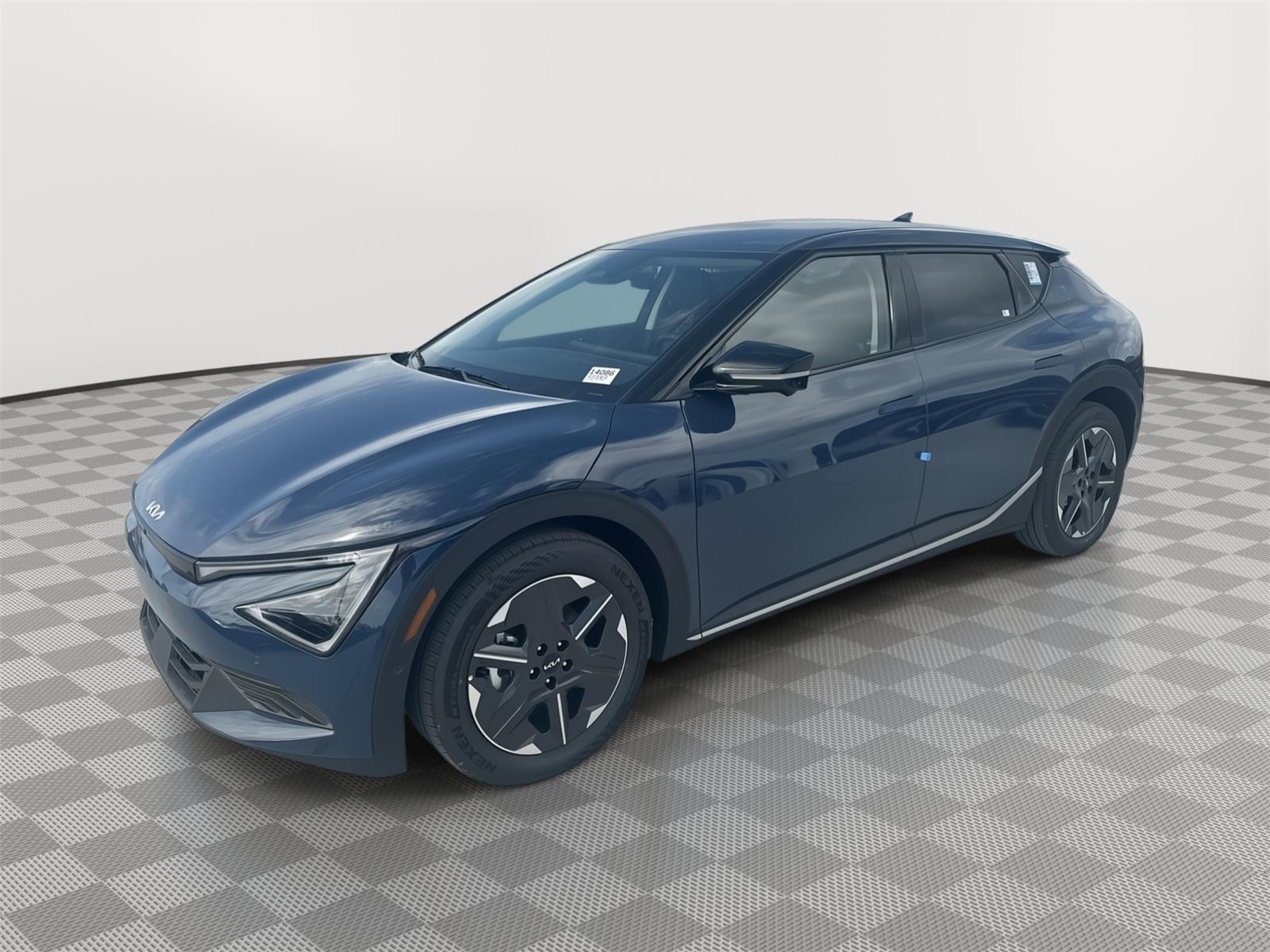 2025 Kia EV6 Light L/R's photo