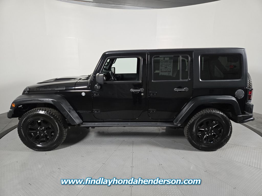 2013 Jeep Wrangler Unlimited Sahara photo 4