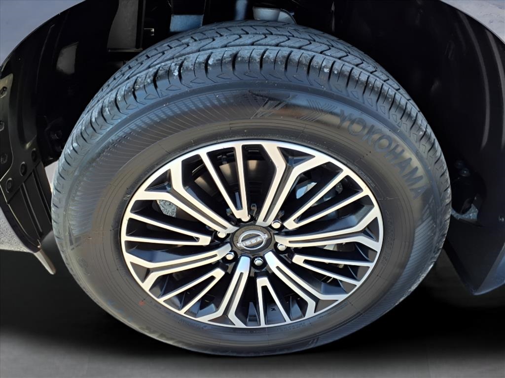 2025 Nissan Armada Platinum photo 4