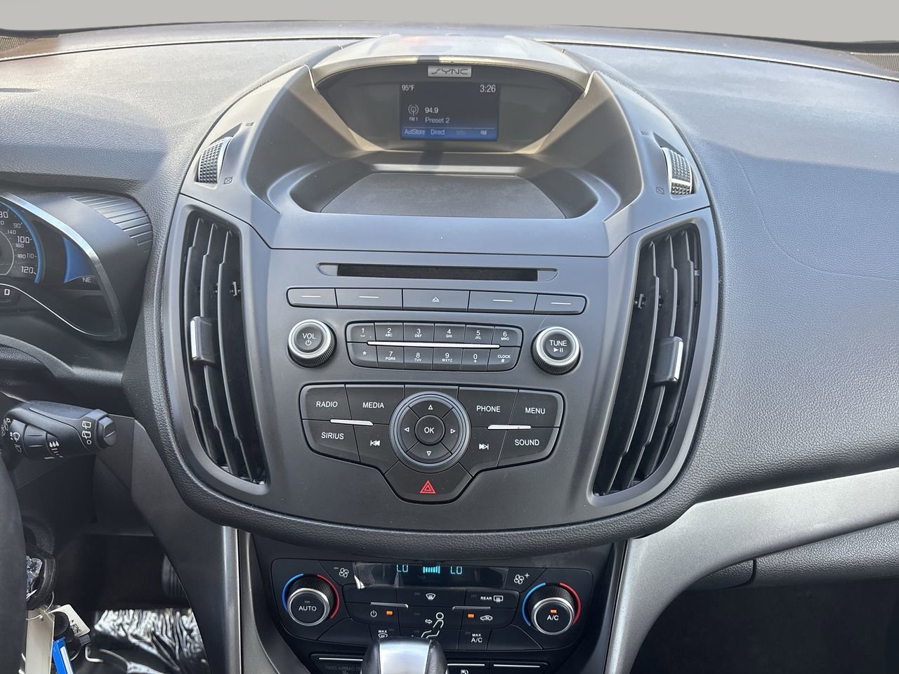 2017 Ford C-Max Hybrid SE photo 20