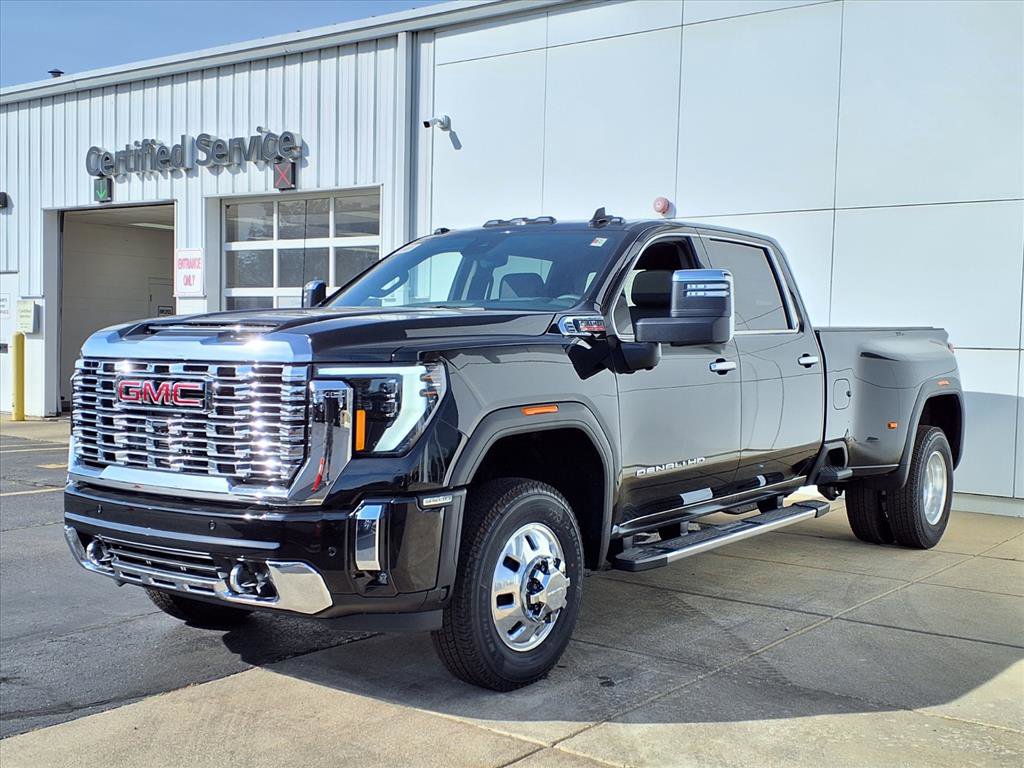 2026 Gmc Sierra 3500 HD Denali photo 2