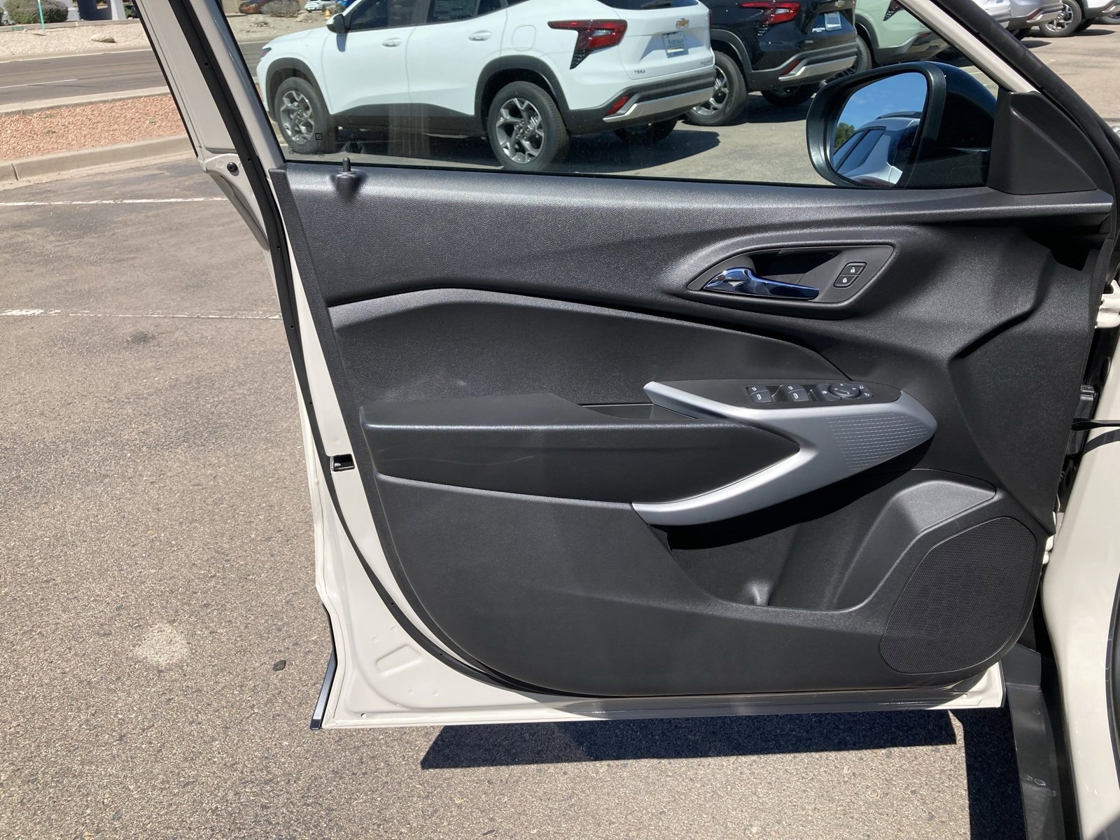2026 Chevrolet Trax photo 9