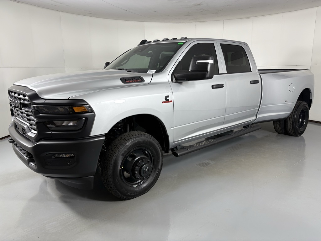 2026 Ram 3500 Tradesman photo 4