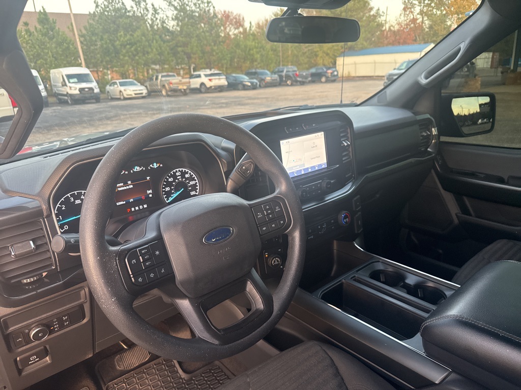 2021 Ford F-150 XL photo 2
