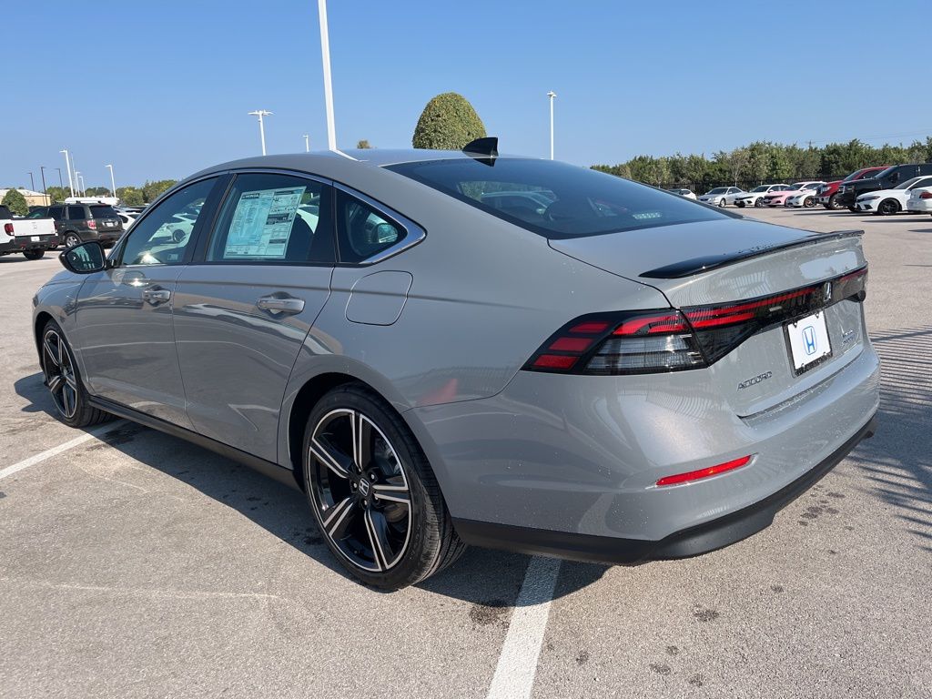 2025 Honda Accord Hybrid Sport photo 4