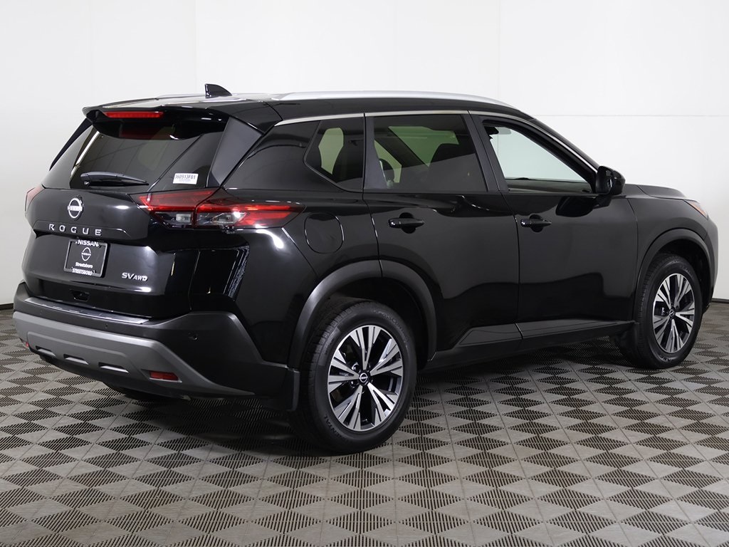 2023 Nissan Rogue SV photo 2