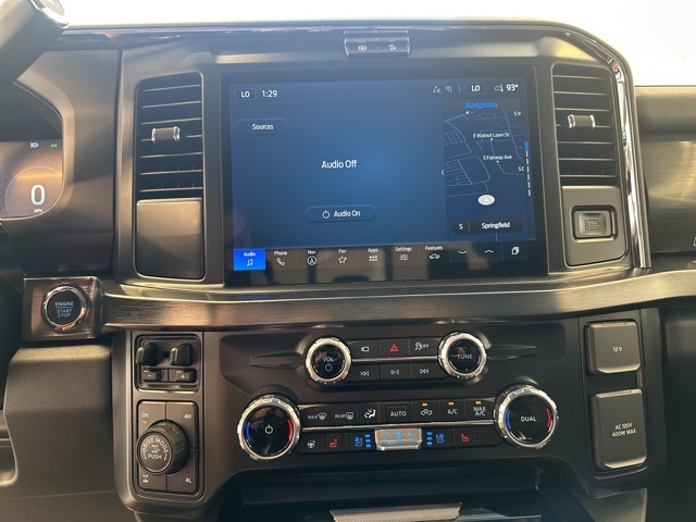 2025 Ford F-350 Lariat photo 18