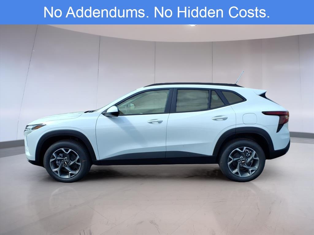 2026 Chevrolet Trax LT photo 2