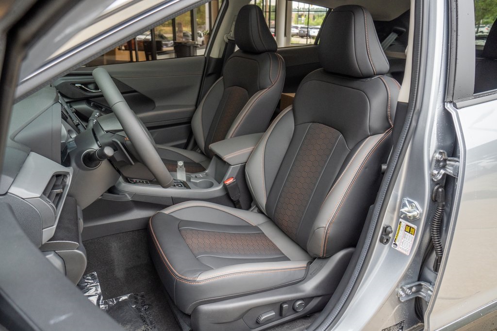 2025 Subaru Crosstrek Limited photo 8