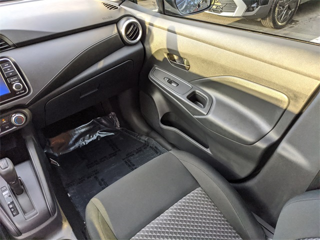 2024 Nissan Versa 1.6 S photo 13