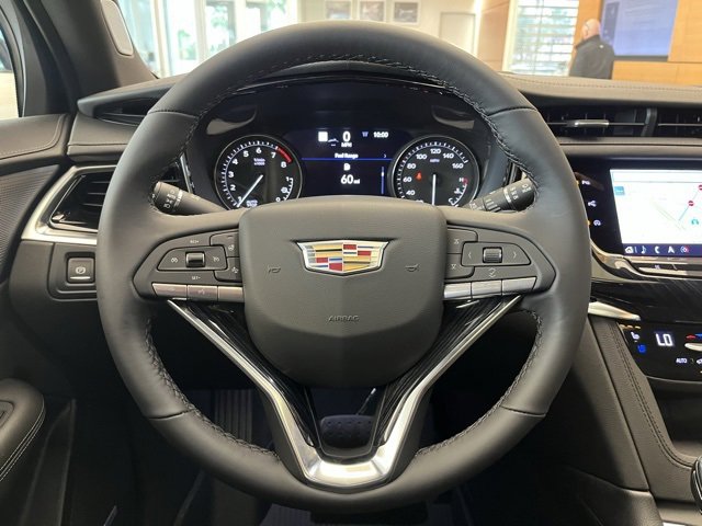 2025 Cadillac XT6 Premium Luxury photo 13