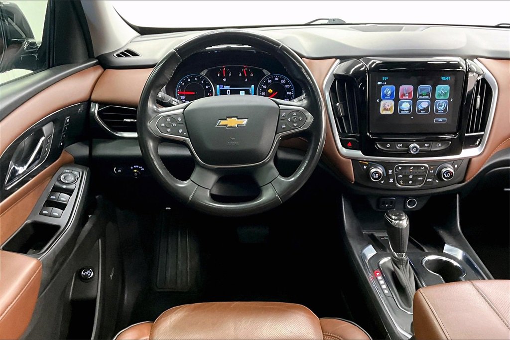 2019 Chevrolet Traverse High Country photo 2