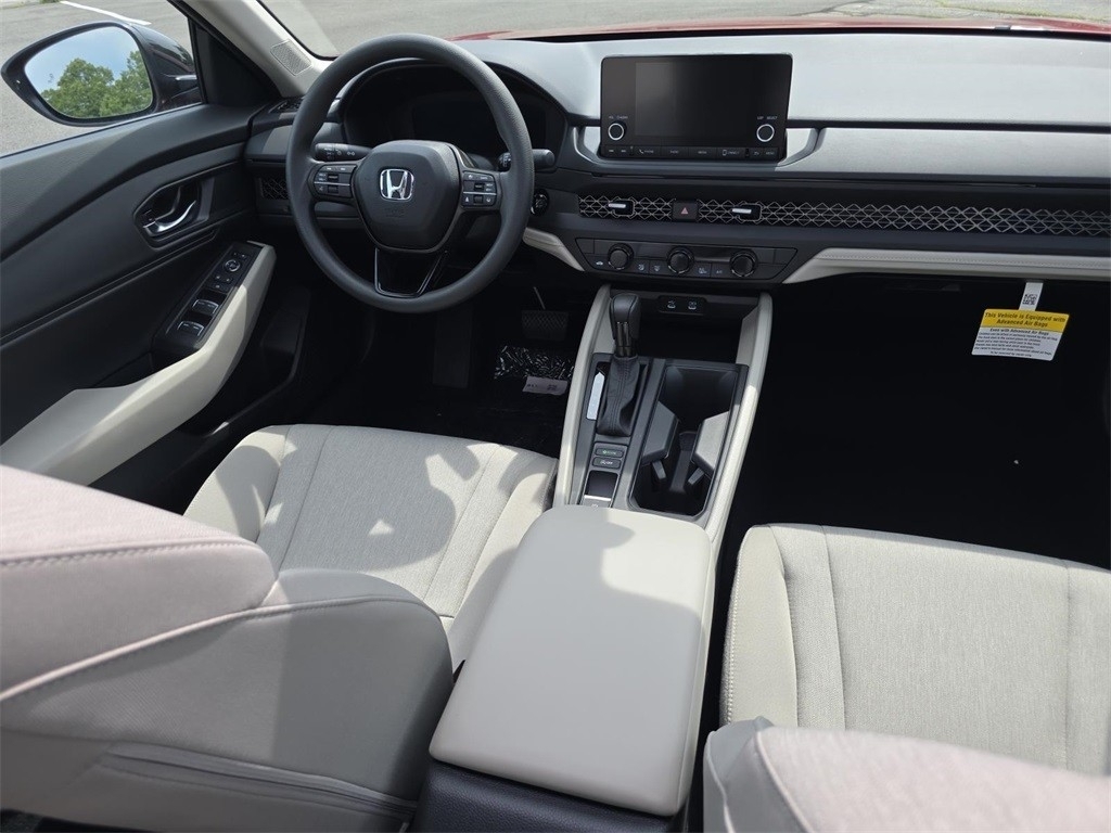 2025 Honda Accord SE photo 18