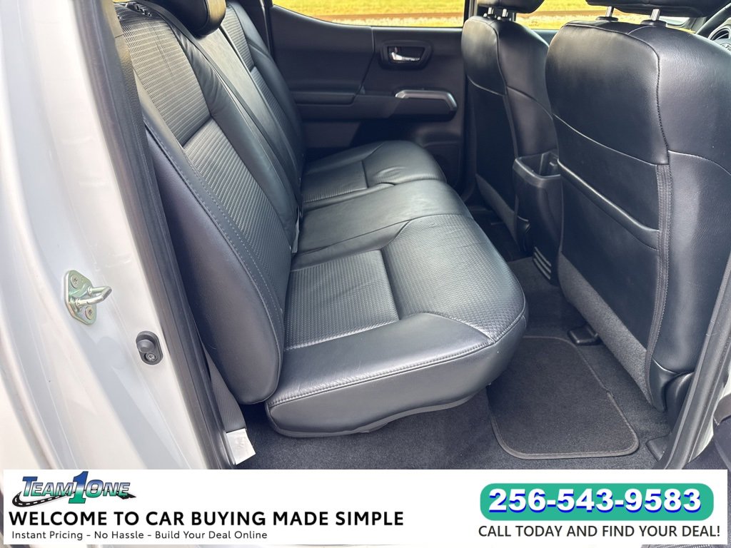 2020 Toyota Tacoma Limited photo 29