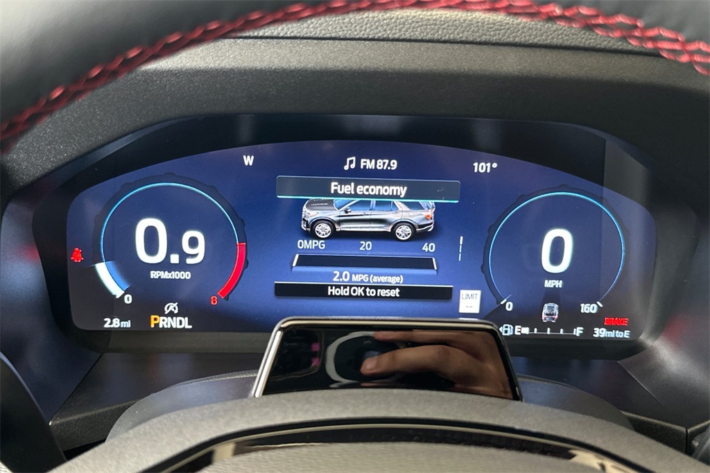 2025 Ford Explorer ST-Line photo 25