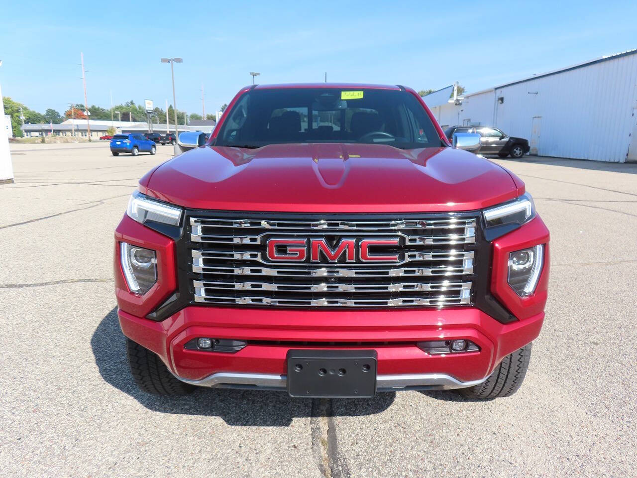 2024 Gmc Canyon Denali photo 2