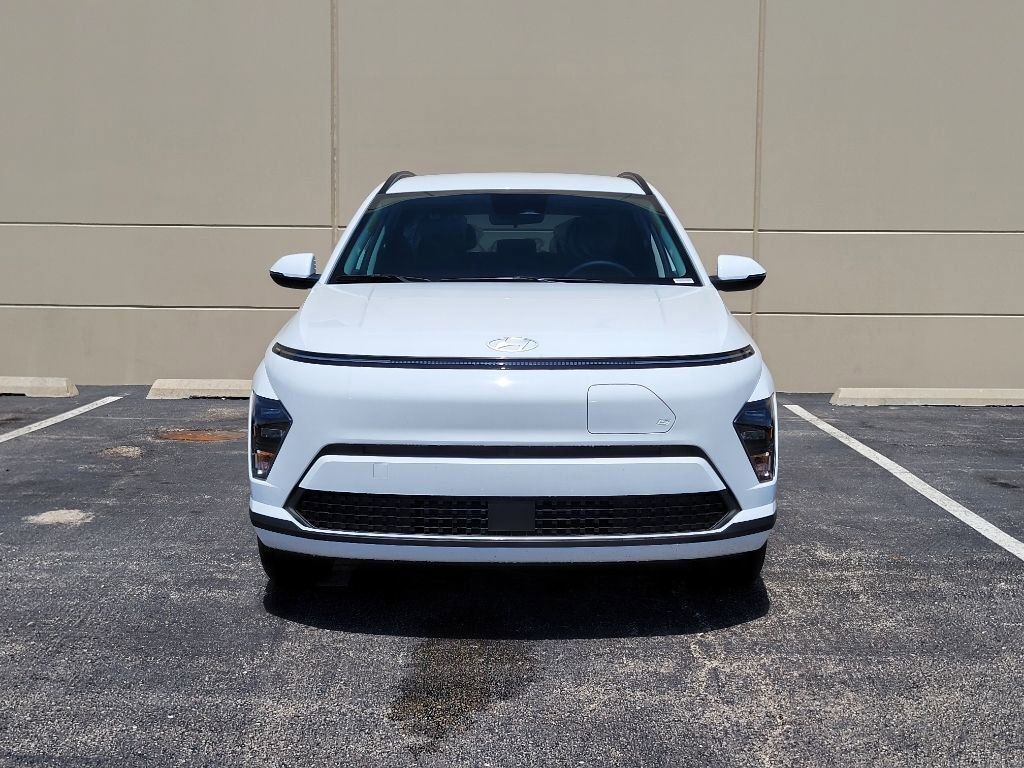 2024 Hyundai Kona Electric SEL photo 2