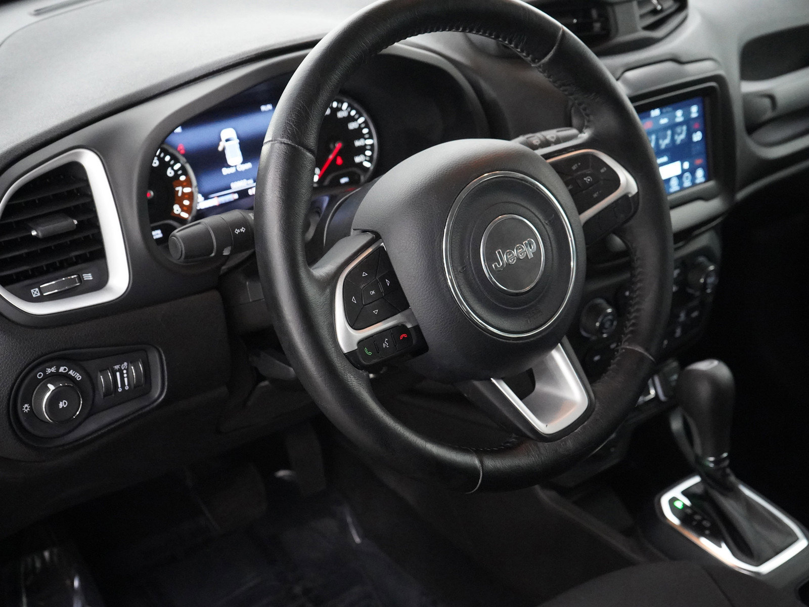 2021 Jeep Renegade Latitude photo 19