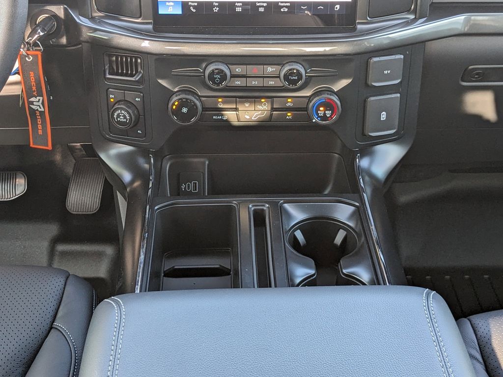 2025 Ford F-150 STX photo 18