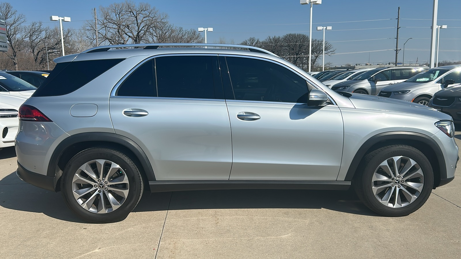 2022 Mercedes Benz GLE 350 4MATIC photo 2